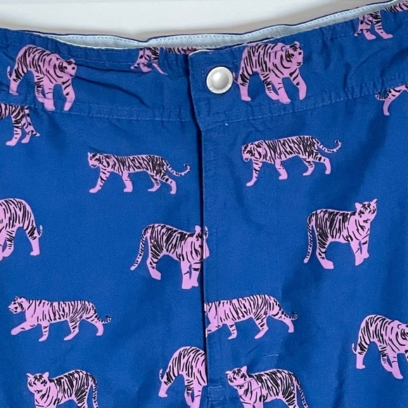 BONOBOS Banzai 7-inch Swim Trunks In Le Tigre Print Blue Pink - 35434 - Picture 3 of 11